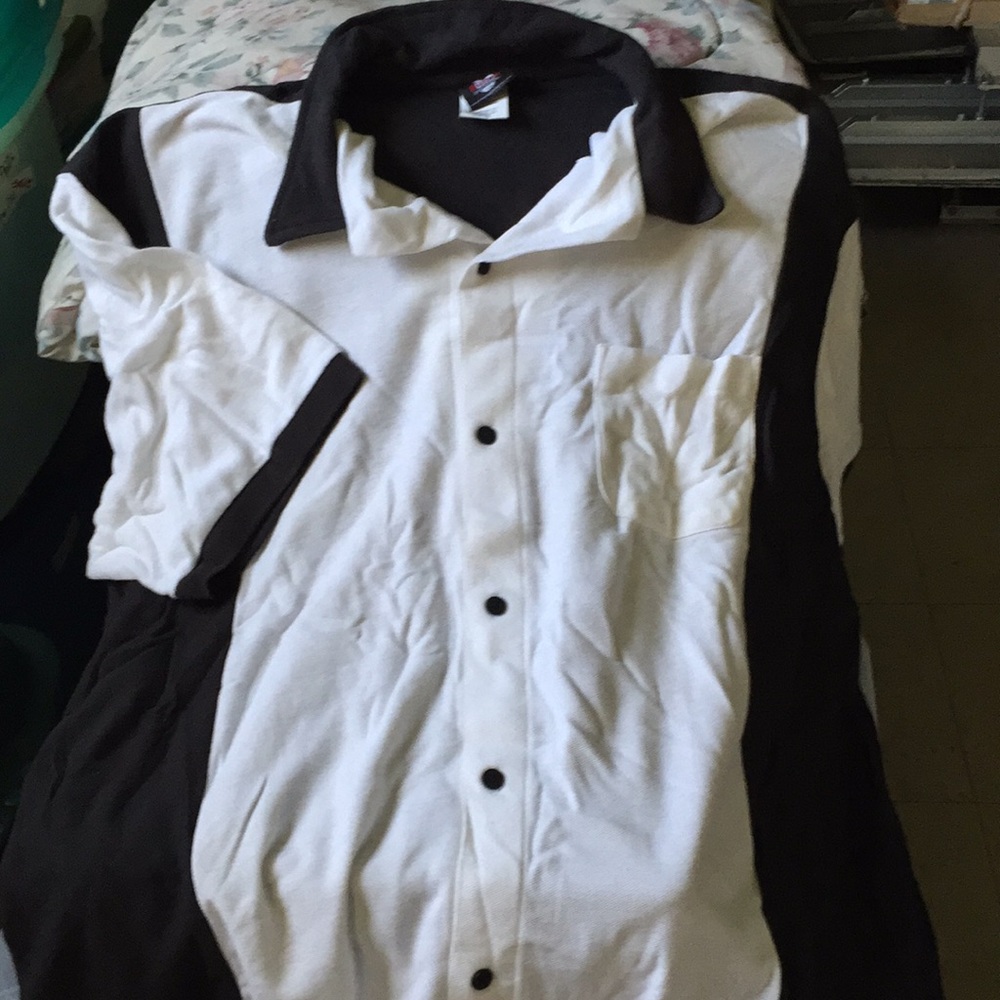 Men’s bowling shirt